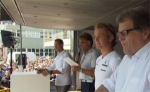 Werksbesuch: Michael Schumacher und Nico Rosberg in Sindelfingen